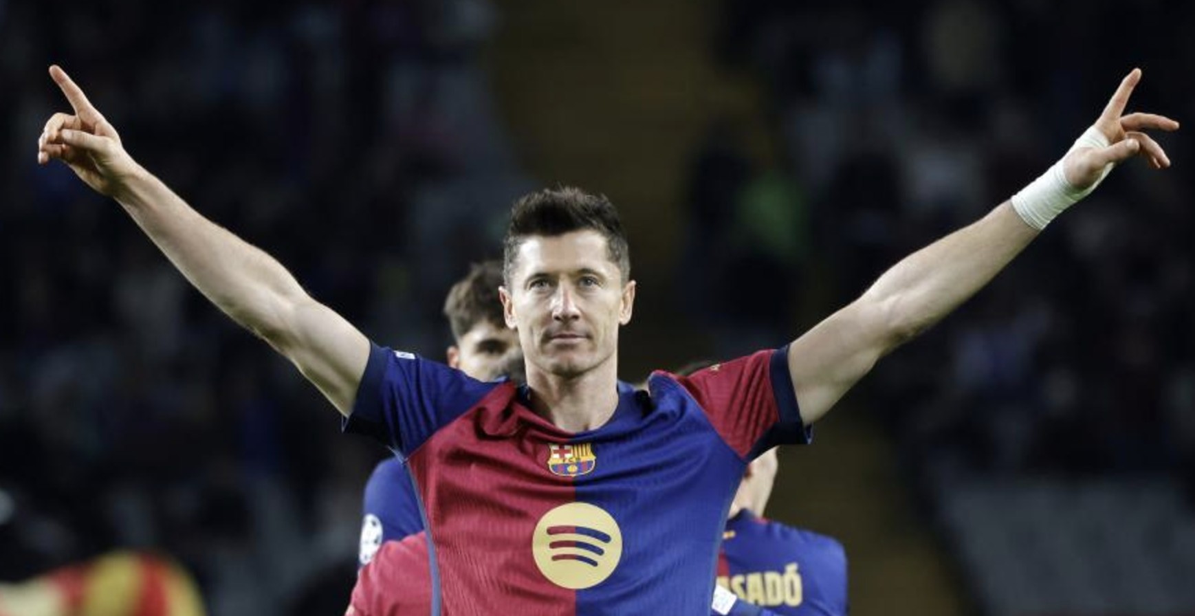 爱游戏娱乐-多特蒙德险胜塞维利亚，莱万状态火热