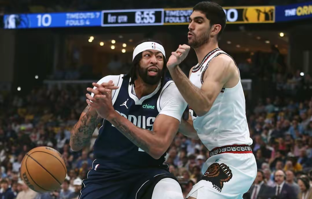 灰熊完胜山西队，德罗赞状态火热