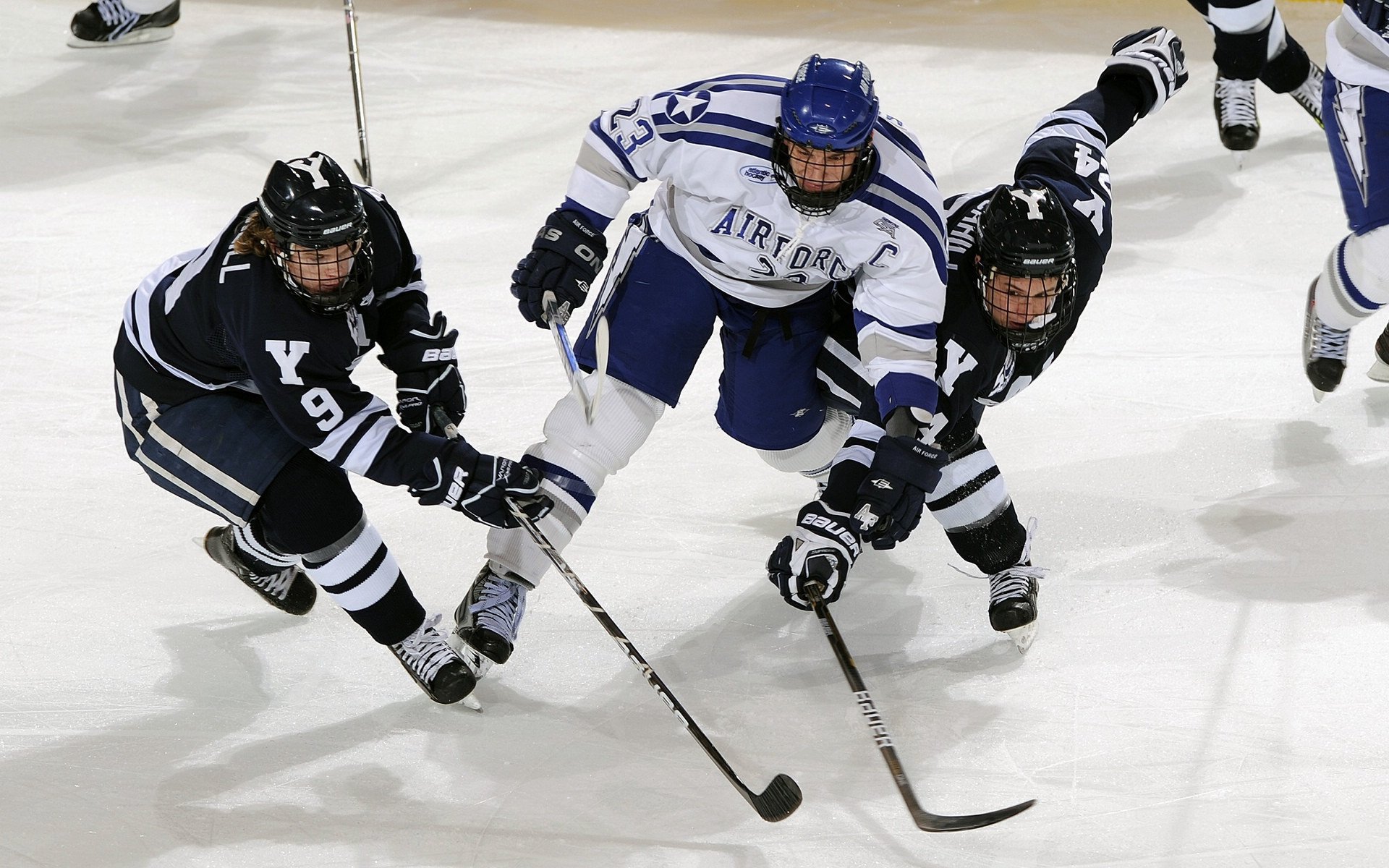 楚阿梅尼爆发，曼城末节带走乌克兰，足球如何成为战争中的精神堡垒