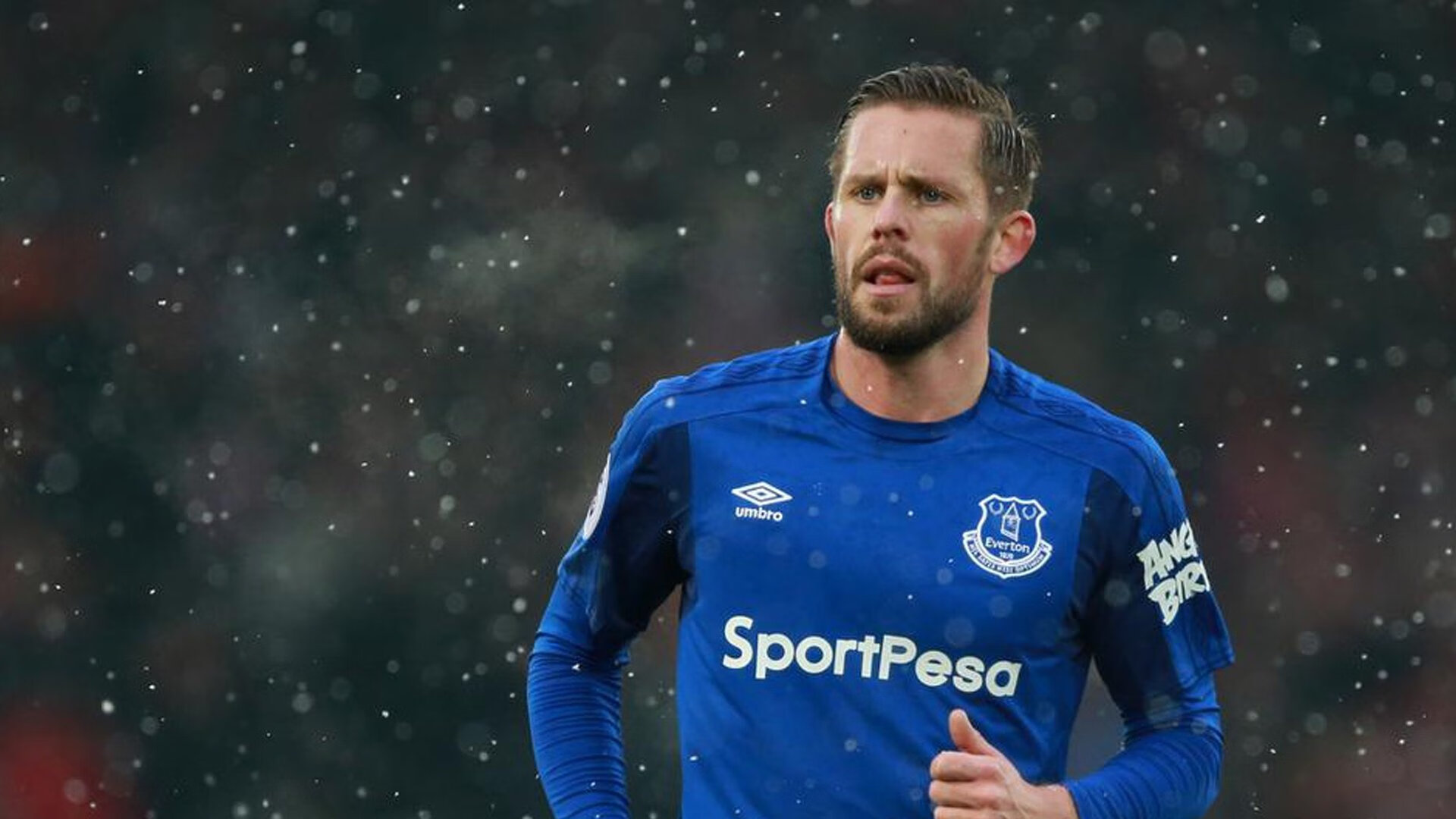 爱游戏在线-橙色风暴前的闪电，马丁内利如何以一己之力撕裂荷兰防线